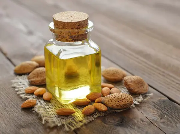 إليكم .. فوائد زيت اللوز المدهشة للصحة و الجمال