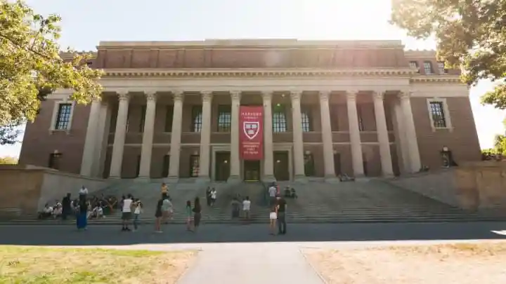تعرف على أهم الجامعات الأمريكية..ميزاتها وشروط القبول 20231